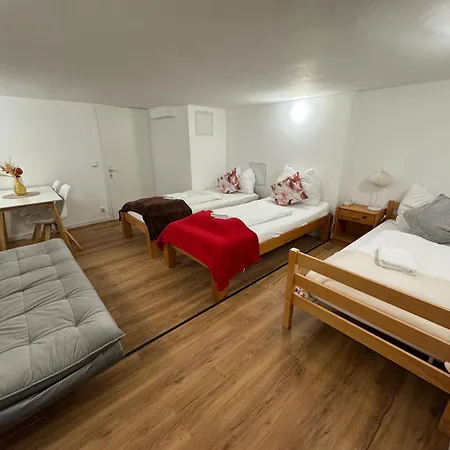 Friends Corner アパート